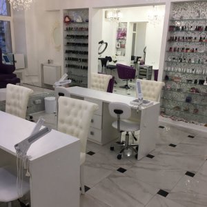 Купить готовый малый бизнес салон красоты в Москве — продажа готового бизнеса